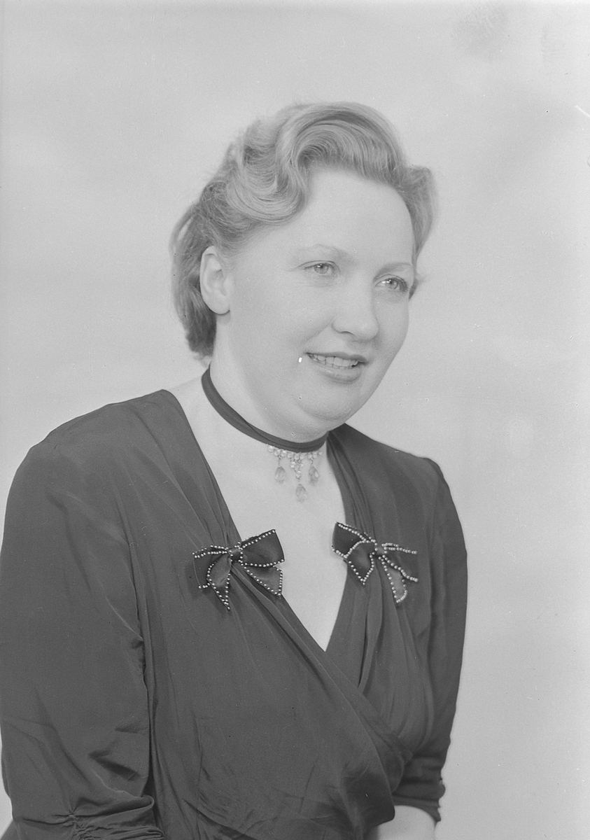 Ruth Gjertsen ved Sør-Trøndelag fylkes husflidsskole