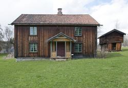 Våningshus, hovedbygning