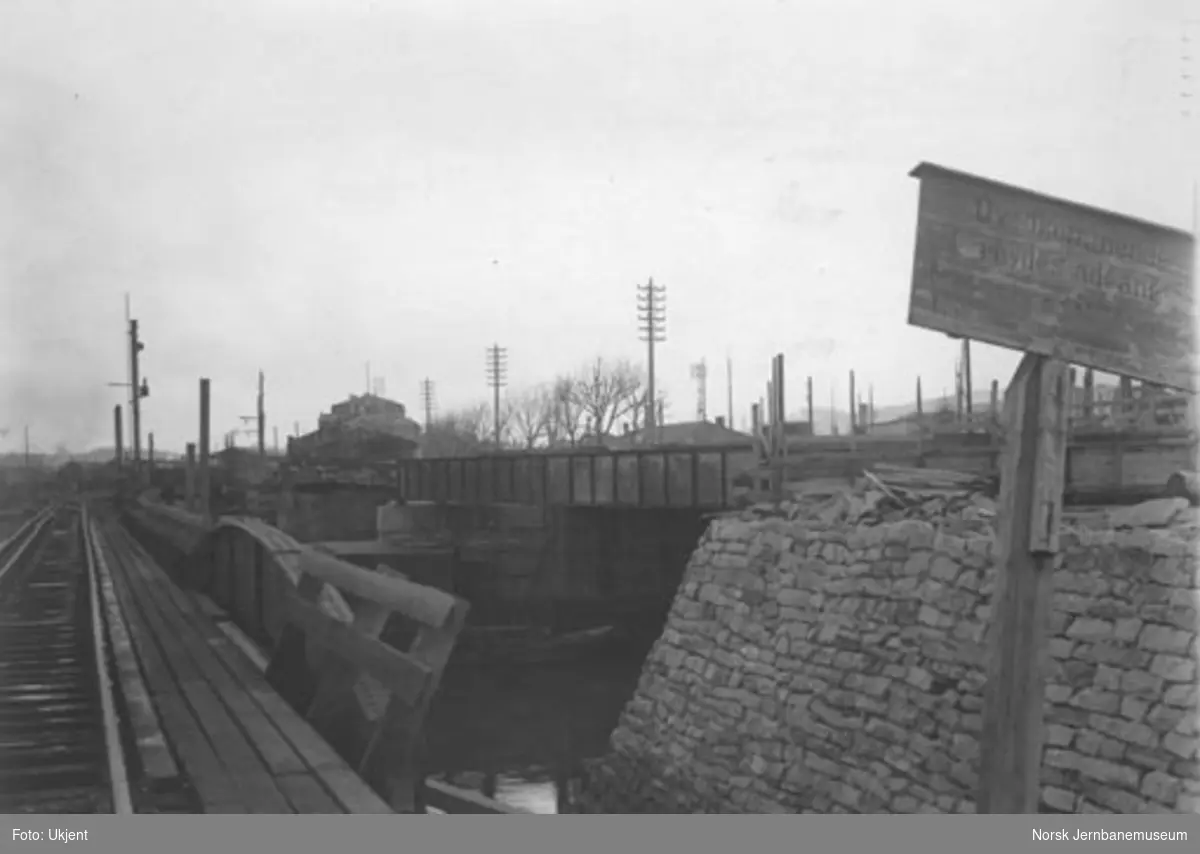 Bruer over Ravnkloa - Norsk Jernbanemuseum / DigitaltMuseum