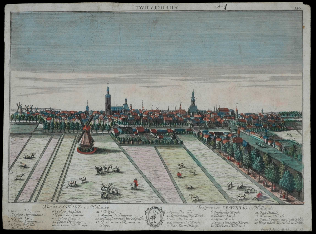 Den Haag, Nederland. Bybilde med bebyggelse, kirker, vindmøller og beitemarker