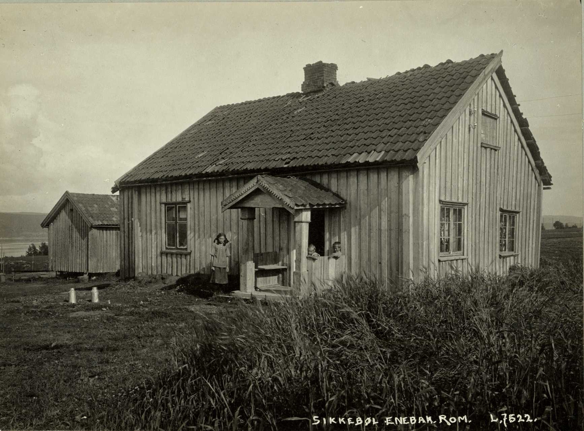 Sikkebøl, enebakk, nedre romerike, akershus. lite våningshus med ... Stuen og farve