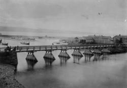 Vestre Jakobselvs, første bro, bygget 1883-1885, Vadsø, Finn