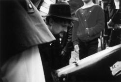 Vogn - og sykkelkavalkade, 11.9. 1983. Kramkar Jon Birger Øs