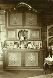 Framskap med Kvarberg-sølvet, Kvarberg, Vågå, Oppland. Fotog