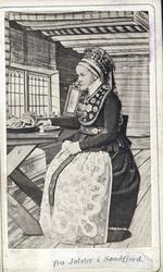 Brudedrakt, Jølster, Sogn og Fjordane. Visittkortformat.