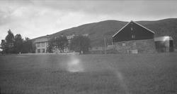 Gårdstun, Bjørndalen, Oppdal, Sør-Trøndelag. Fotografert 193
