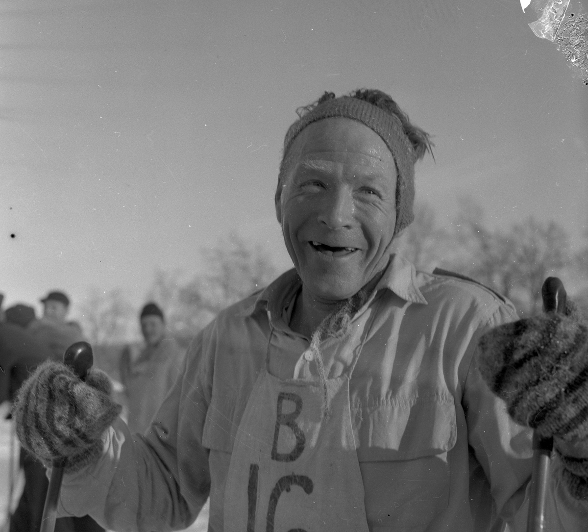 Skiløper Kåre Hatten, 50 km på ski i NM. Fotografert 3. januar 1955.