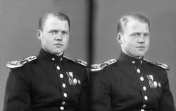 Portrett, mann i uniform. Mykland.