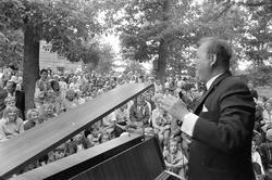 Norsk Dusteforbund, Ping-pong-dusterier og kulturaften, Drøb