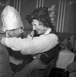Kronprinsens gate 17, Oslo, 29.01.1956. Karneval i Ingeniøre