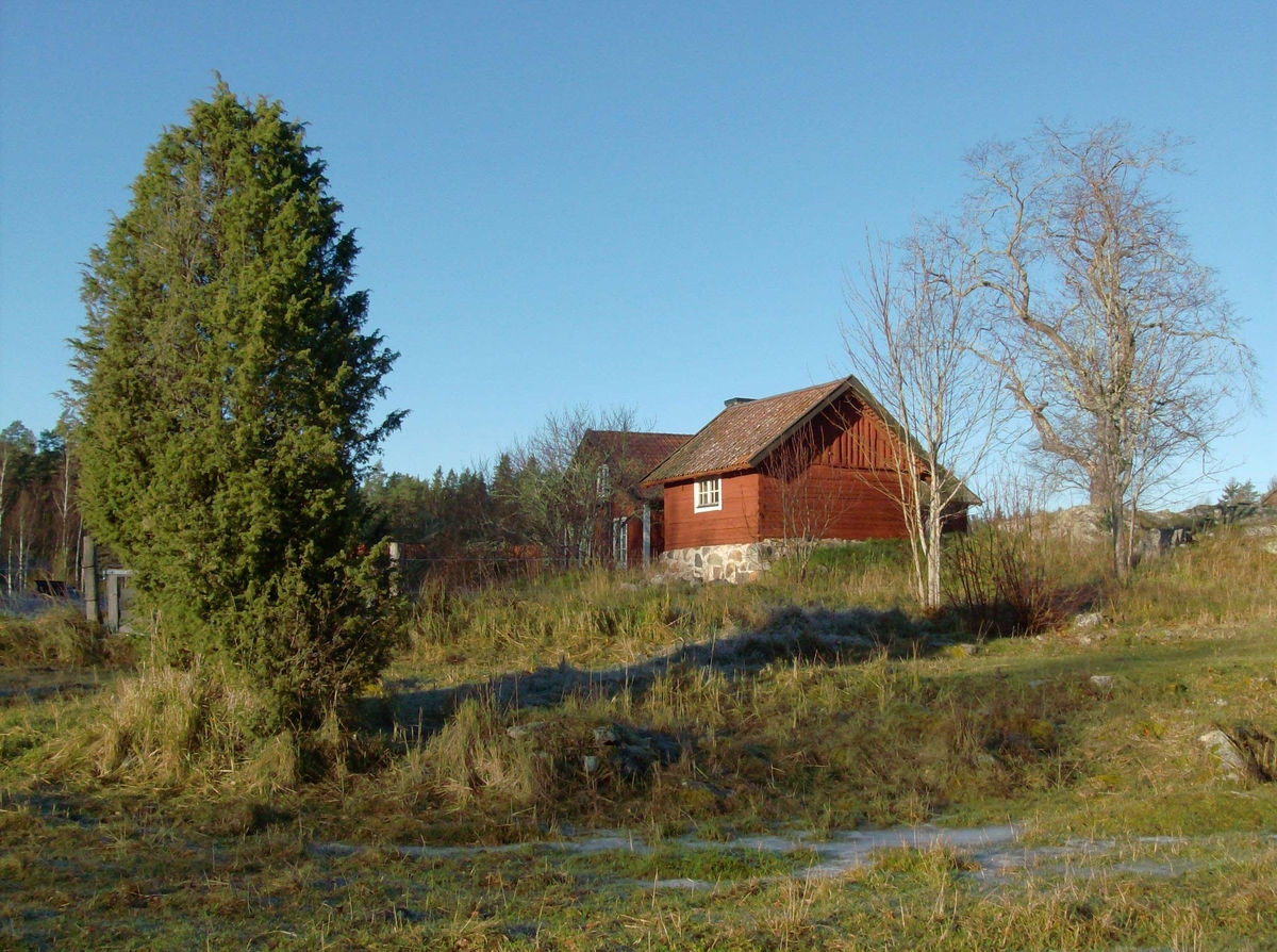 Östra källarboden, Risön, Österlövsta socken, Uppland 2008