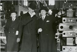 Kongefamilien i verkstedet