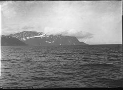 Tromsø; Arnøtind ved Skjervø