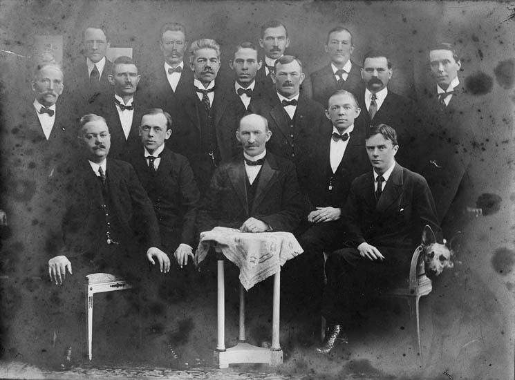 Enl. medföljande text: "Stadsfullmäktigegruppen (Soc.dem) 1919 - 1922".