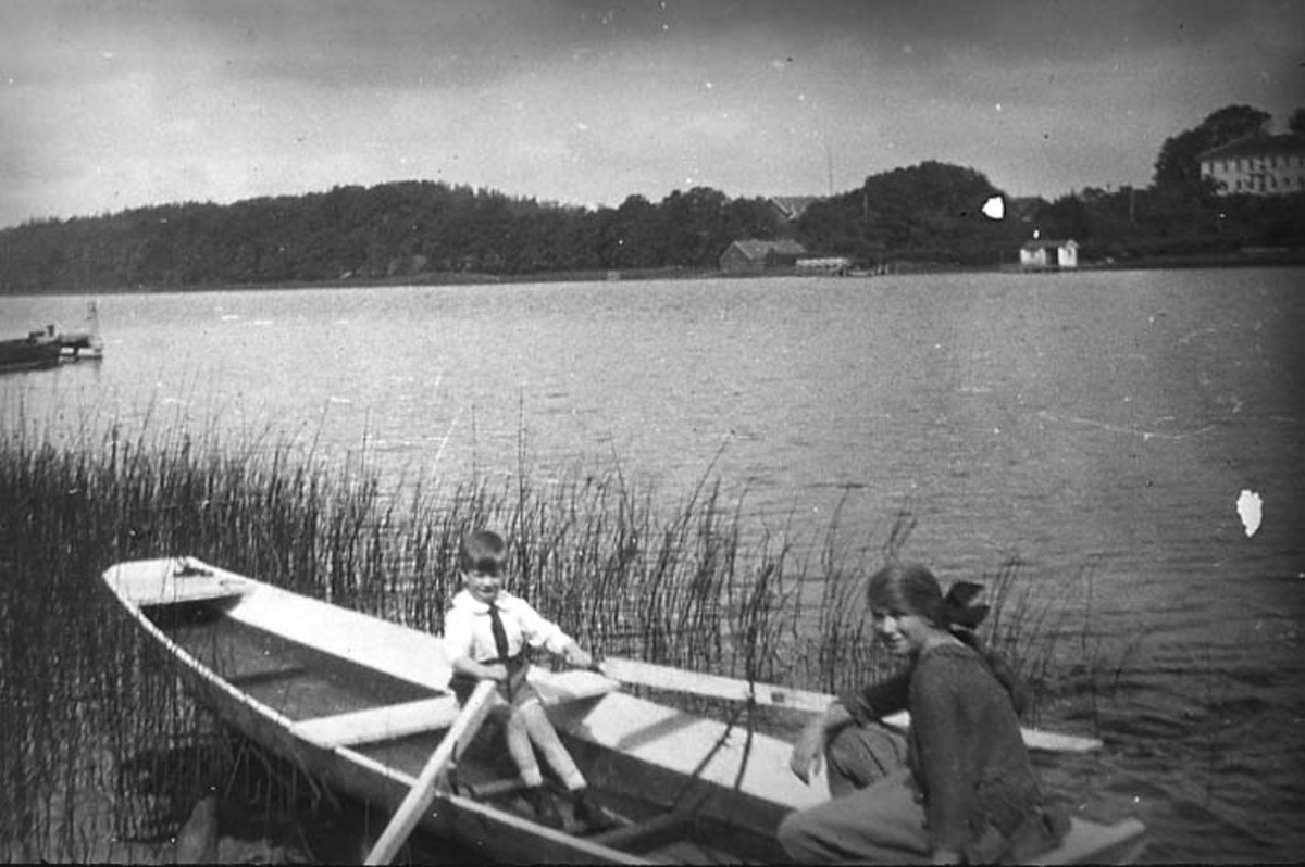 Syskonen Lithander vid Sjöstugan, Rådasjön