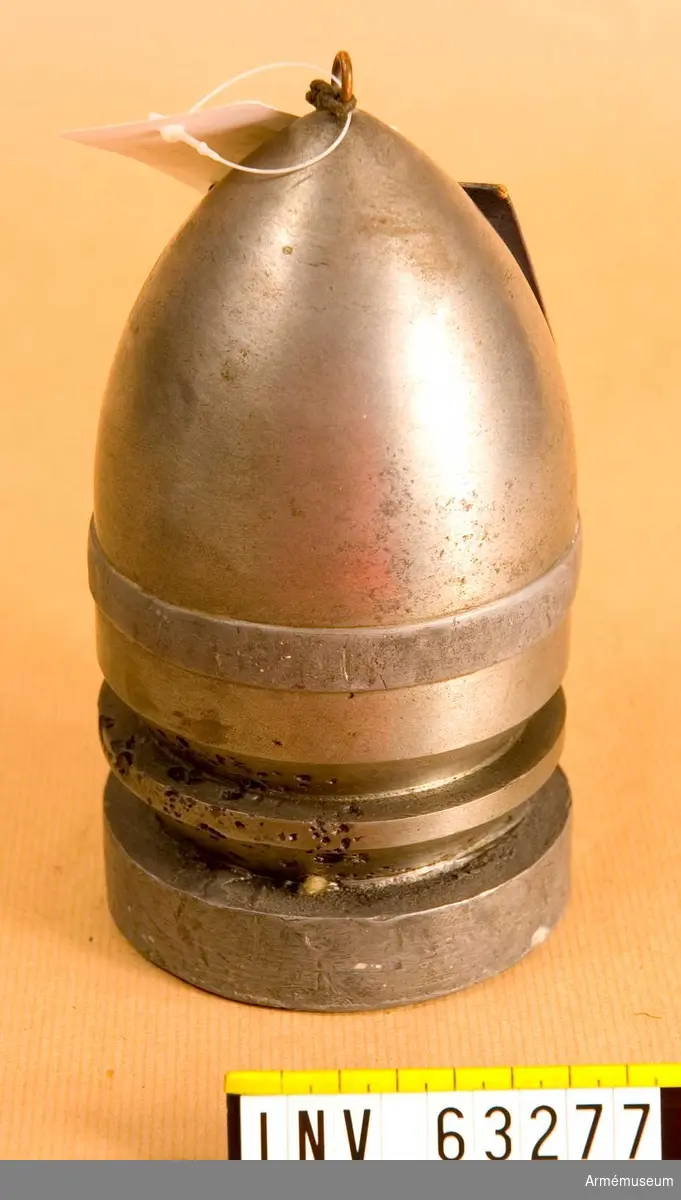 Grupp F II. 

Inrättad för blyföring, till räfflad 6-pundig kanon. Med cylindro-ogival spets.