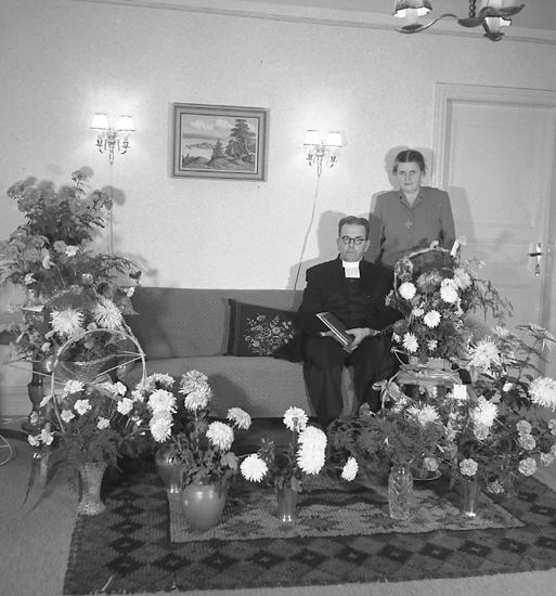 Text till bilden: "Kyrkoherde Frank, Lyse. 50 år. 1947.11.5".





