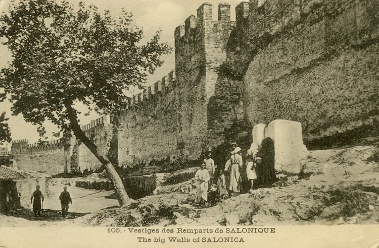 Notering på kortet: Vestiges des Remparts de Salonique. The big Walls of Salonica.