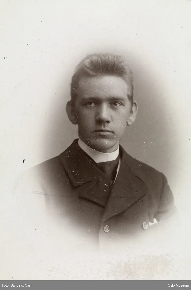 Sørensen, Øyvind (1887 - 1962)