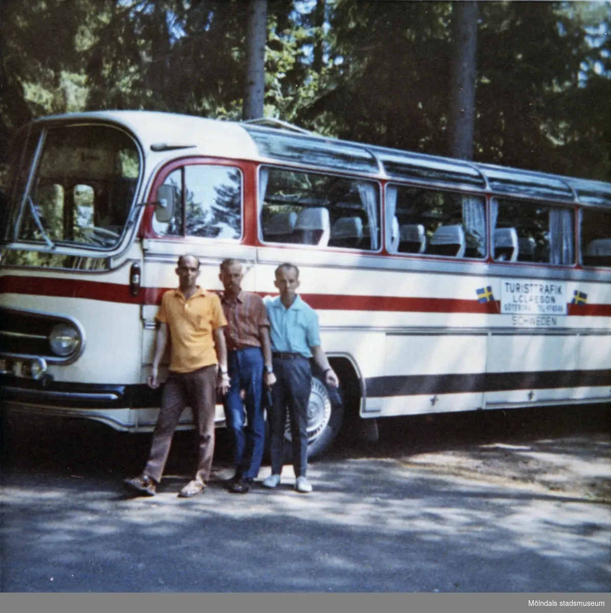 Elever, från Skolhemmet Stretered, på semester. 1970-tal.