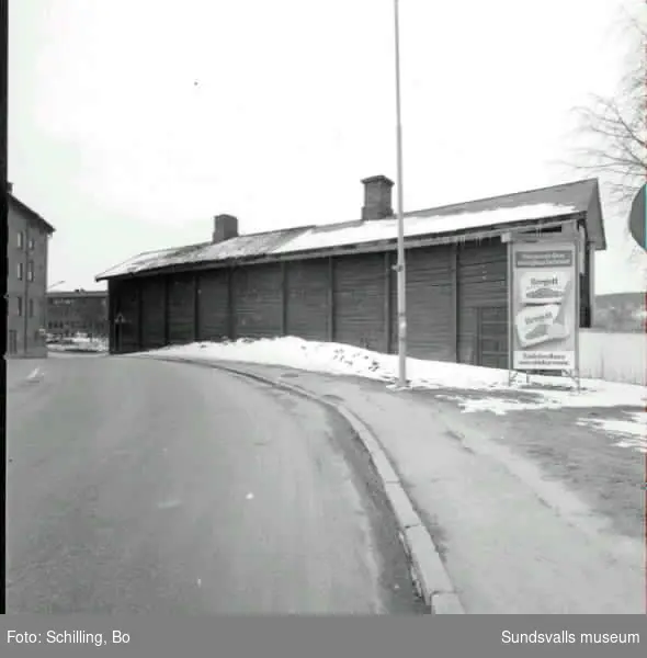 En svit bilder från Vinfabriken före flytten till Norra Berget.