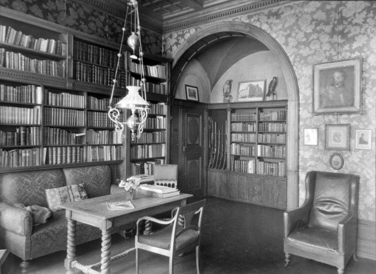 Thorsø Herregård. Interiør. Biblioteket.