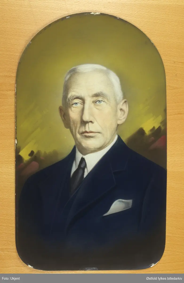 Portrett av polfarer Roald Amundsen.