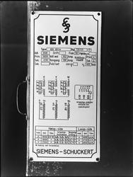 Avfotografert skilt  Siemens.