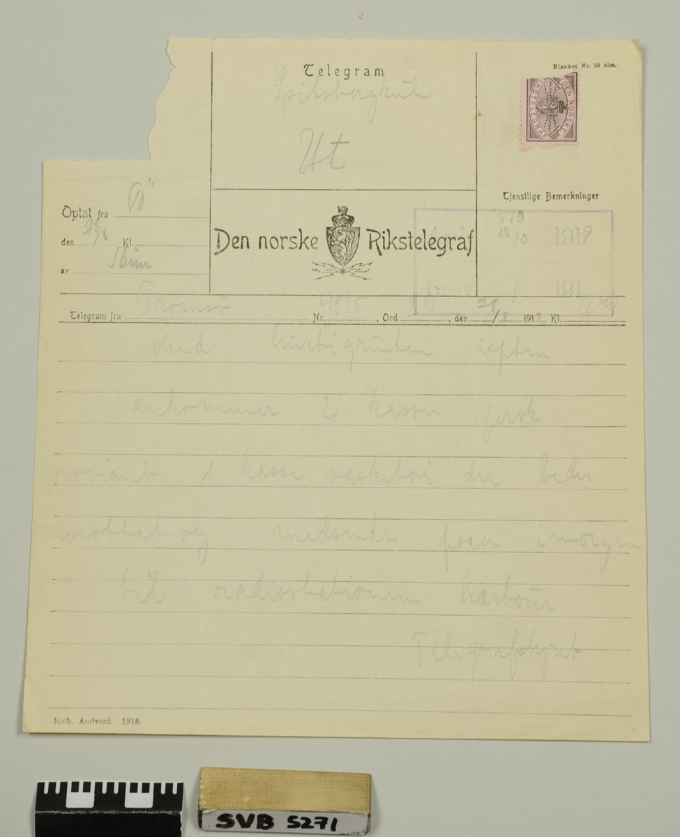 Notatbok fra 1907 med 300 sider. Det er tabeller med håndskrevete notater om hendelser på dampskipet "Forsete" med dato, klokkeslett og posisjon. Notatene er skrevet med sort blekk. Omslaget er melert med rød og sort farge. Ryggen er i bomullslerret. Det er en 8-kantet etikett på
forsiden med håndskreven tekst. Det ligger ved et telegram med et frimerke og håndskreven tekst.