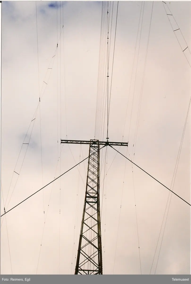 Senderstasjon Rogaland radio, Vigreskogen