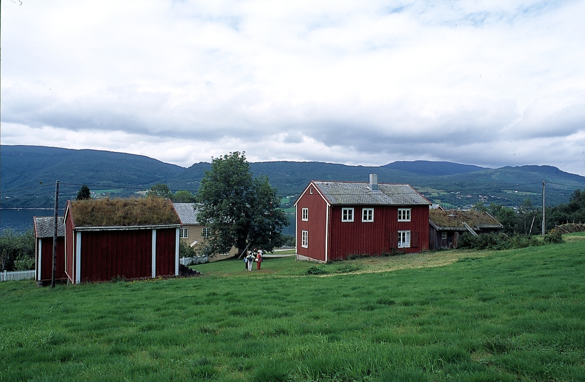 DOK:2000, Bjørnsonfestivalen, Nesset, prestegård,