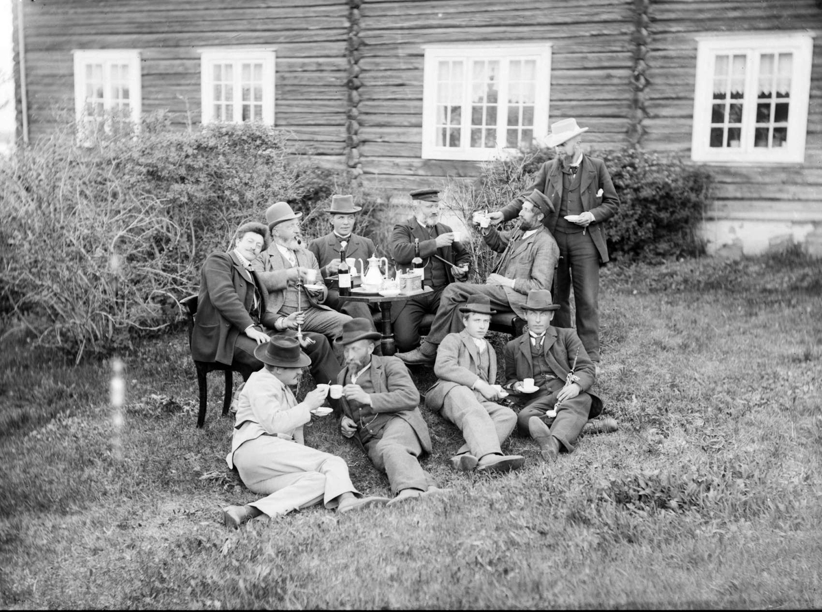 Kort: S. Fron. 26/5-1901. Aksel Østgaard`s gruppe.