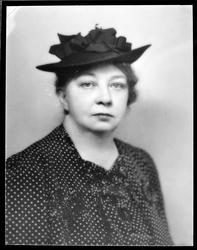 Kvinne, hatt, portrett