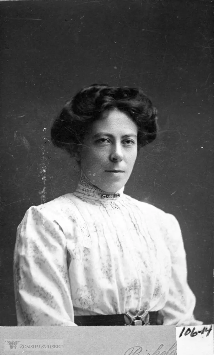 ADRESSE: Nesset       Eresfjord      Sira-Reiten       91.001....