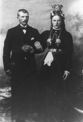 Kristianna Olsdatter Holsbø f.1874 d.1955 og Ole Mathias Nor