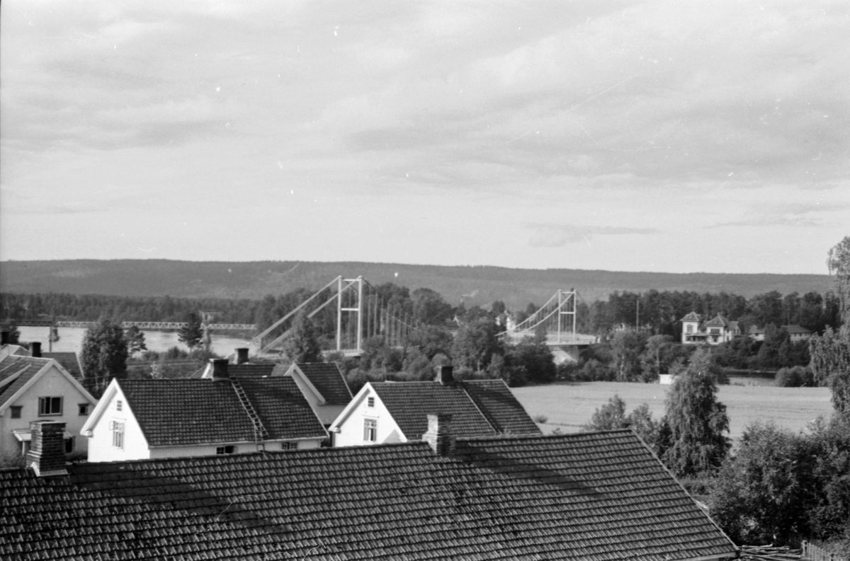 Utsikt fra taket av messehallen mot Nybrua