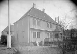 Isidor Isaksens villa på Øya blir tømt for inventar