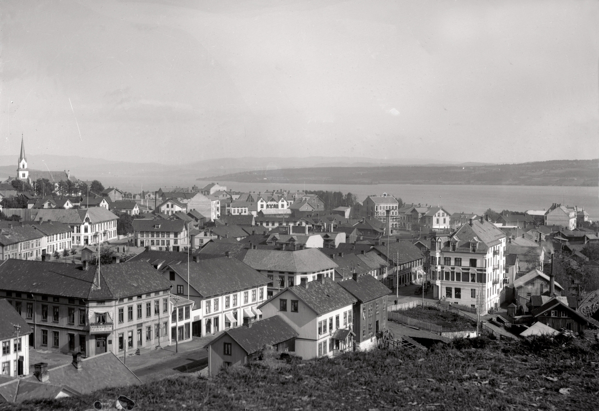 Utsikt over Gjøvik fra Kilebanehaugen.