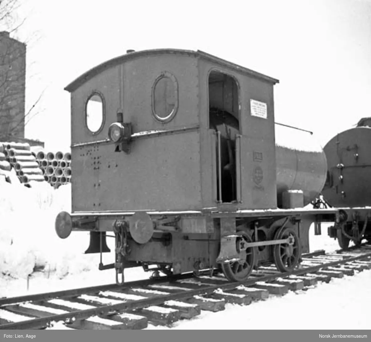 Flytting av fyrløst damplokomotiv "PAAL" til Norsk Jernbanemuseum